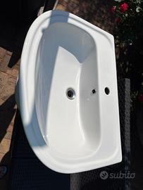 Lavandino bagno in ceramica
