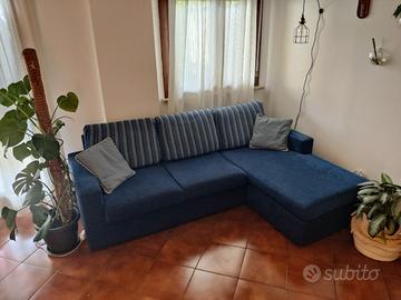 Divano 3 posti con penisola