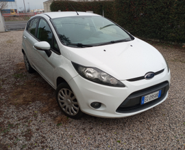 Ford Fiesta 1.2 benzina per neopatentati