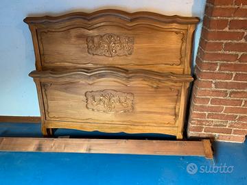 Struttura letto singolo in legno