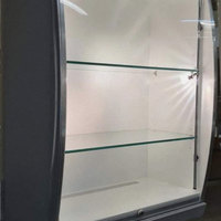 Espositori vetrine collezioni collezionismo