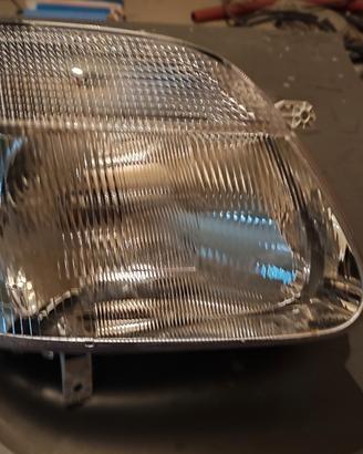 fanale anteriore Agila 