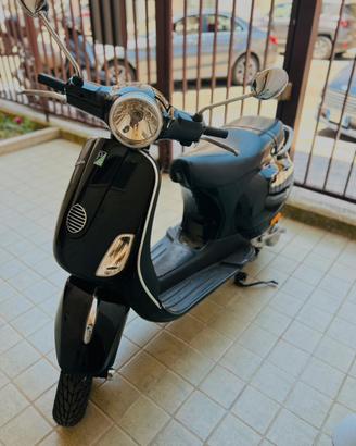 Vespa LX 50 4t anno 2012