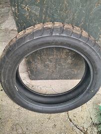 pneumatico posteriore Bridgestone batlax 