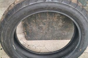 pneumatico posteriore Bridgestone batlax 