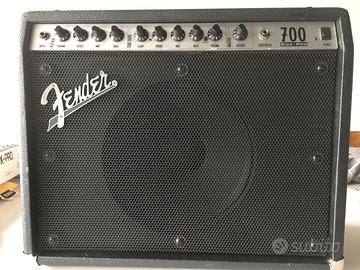 Fender roc-pro 700 amplificatore cono jensen