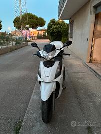 Kymco people 125  gti