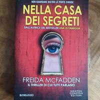 Romanzo NELLA CASA DEI SEGRETI - Freida McFadden