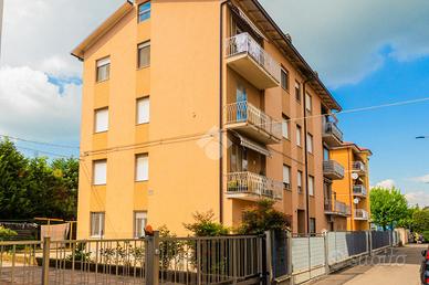 3 LOCALI A CORREGGIO