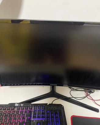 Monitor della Samsung curvato 144 hz