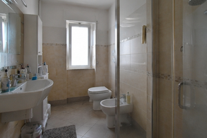 VIA FREJUS TRILOCALE FINEMENTE ARREDATO