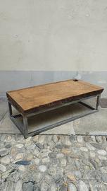 Tavolino basso in legno e acciaio 
