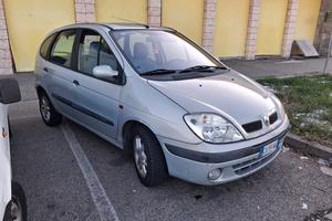 Renault Megane Scenic