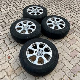 Cerchi e pneumatici originali Audi Q5 235/65 R17