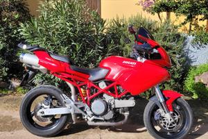 Moto Ducati 620