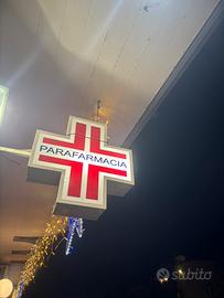Insegna a croce parafarmacia