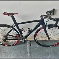 bicicletta da corsa carbonio