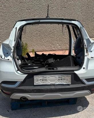 Renault Captur 2024 Scocca per tagliate