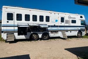 Van trasporto cavalli