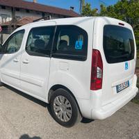 Citroen Berlingo pedana disabili