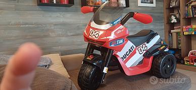 moto elettrica Peg Perego