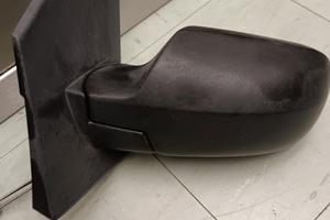 Specchietto  FORD FIESTA Mk5  SX  5 porte più 1L. 