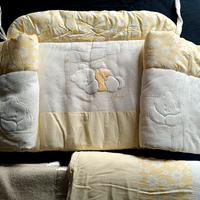 Set da lettino imbottito poco usato CHICCO 