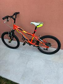 Bicicletta Mountain Bike bambino 6-8 anni