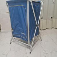 Mobiletto per campeggio