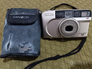 Macchina fotografica Minolta vintage