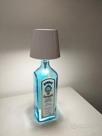 Lampada bottiglia gin Bombay Sapphire