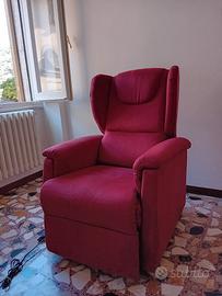 Poltrona elettrica alzapersona con due motori 