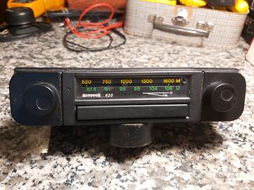 AUTORADIO D'EPOCA AUTOVOX CON FM FUNZIONANTE PERFE