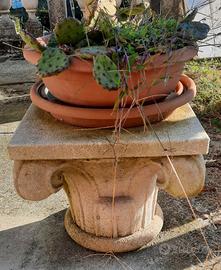 CAPITELLO IN PIETRA DI VICENZA LAVORATO A MANO 