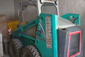 Mini Pala 24 Q.li Mustang 2040