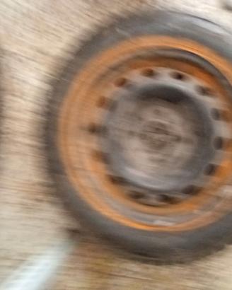 Coppia Gomme Dayton 165/70R14 81T