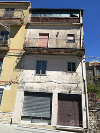 Fabbricato indipendente abitabile