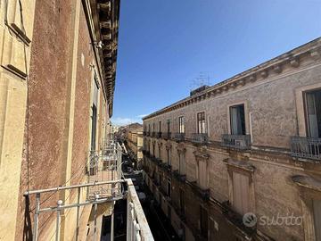 Appartamento di 153 m² con 5 locali a Catania