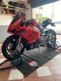 Ducati Panigale v4s