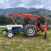 Trattore Lamborghini con caricatore idraulico