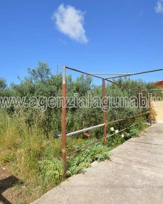 Villetta con giardino