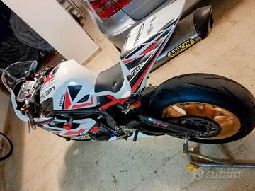 Daytona 675