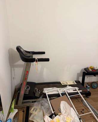 Attrezzi palestra
