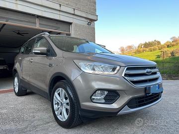 Ford Kuga 2.0 tdci Business s&s 2wd 120cv powershi