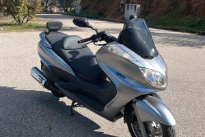 Yamaha majesty 400