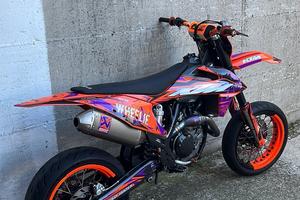 Ktm 450 motard 2022 targato