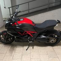 Diavel carbon