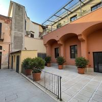 Rudere per b&b o 2 case indipendenti con park