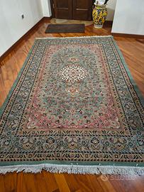 Tappeto stile persiano verde. cm 170 x 265 lana