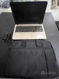 Lotto – Notebook ASUS 15.6" + Mini Netbook Acer 1